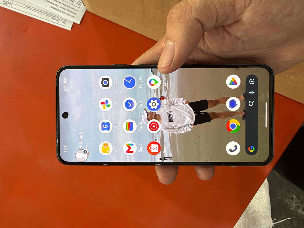 Google Pixel 8 Đen Có lỗi nhỏ có gl. Mua bán Điện thoại tại Quận 12 Tp Hồ Chí Minh được đăng bởi Xuann Hoang hình 1