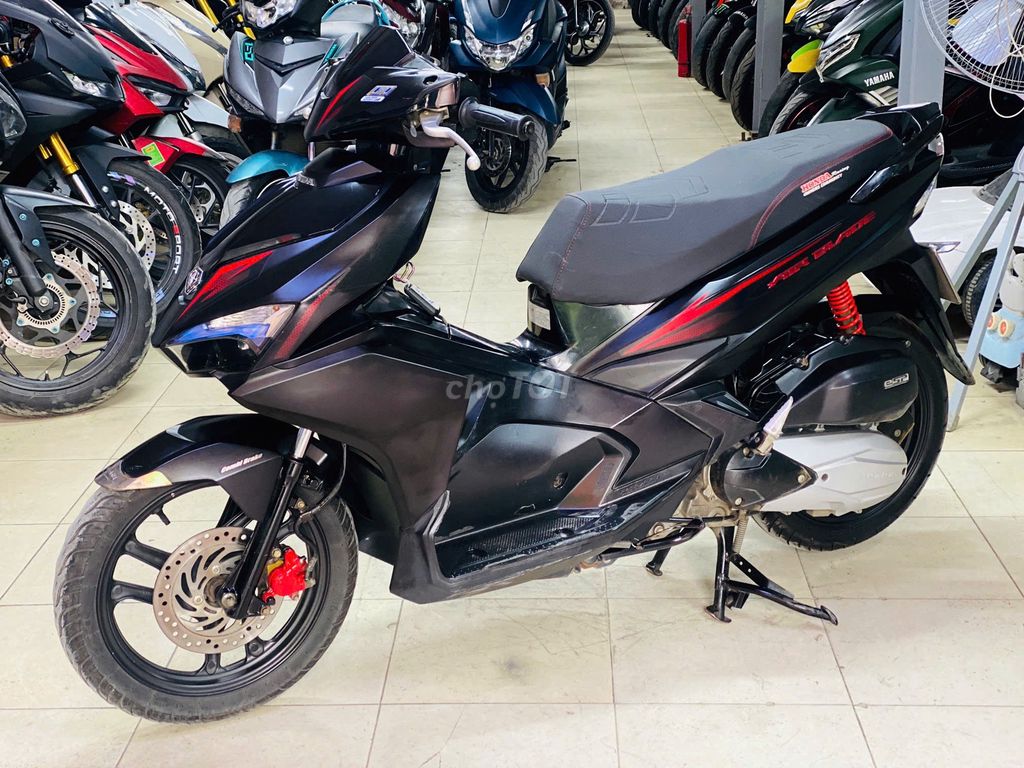 XE MÁY THỊNH PHÁT - AIR BLADE125 ĐEN NHÁM ĐỘ ĐÈN. Mua bán Xe máy tại Quận Nam Từ Liêm Hà Nội được đăng bởi XE MÁY THỊNH PHÁT XE LƯỚT GIÁ RẺ hình 4