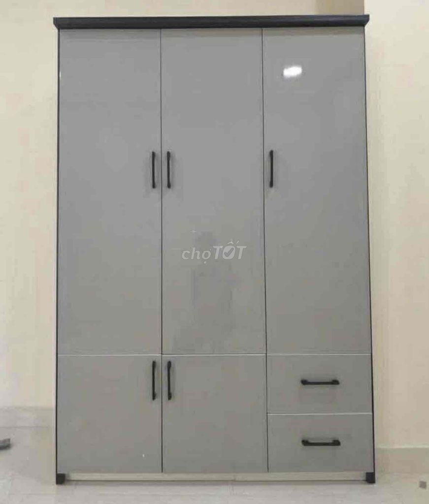 Tủ quần áo Nhựa Đài Loan 2m05 Trắng, Nâu. Mua bán Tủ, kệ gia đình tại Quận 4 Tp Hồ Chí Minh được đăng bởi Hong Le hình 1