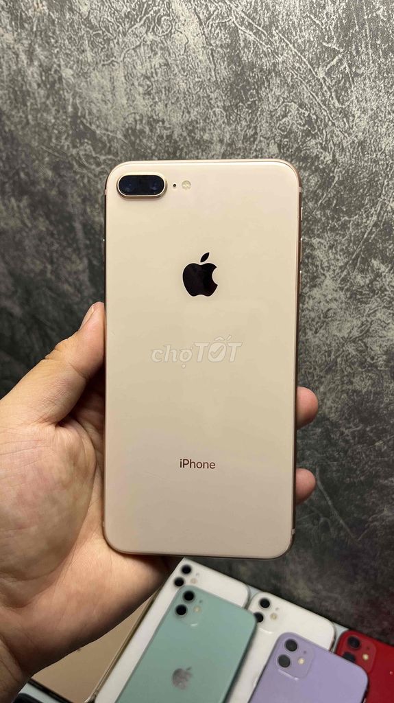 iPhone 8 Plus 64GB Vàng. Mua bán Điện thoại tại Thành phố Thuận An Bình Dương được đăng bởi Văn Hùng hình 1