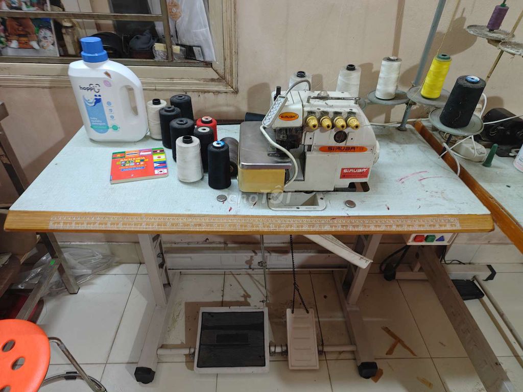 Máy vắt sổ Siruba 2 kim 5 chỉ và máy may. Mua bán Đồ chuyên dụng, Giống nuôi trồng tại Quận Hoàng Mai Hà Nội được đăng bởi Minh Vũ hình 1