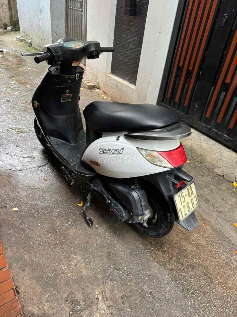 e bán ce 50cc cho các cháu học sinh xe còn đẹp ạ