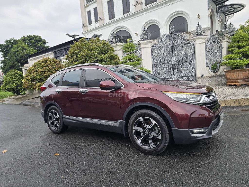 Honda CR-V L 2019 Красный 7 мест Вьетнам 80 000 км