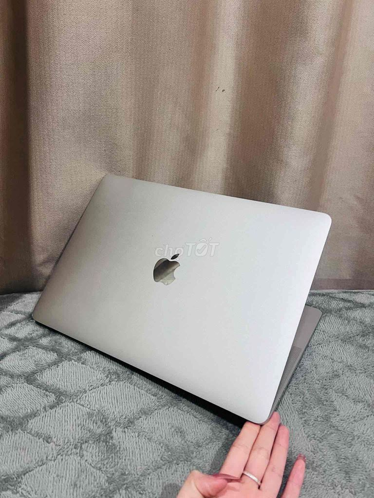 Apple Macbook Pro 2019 i7 16GB/512GB. Mua bán Laptop tại Quận Thanh Xuân Hà Nội được đăng bởi TA Shop hình 1