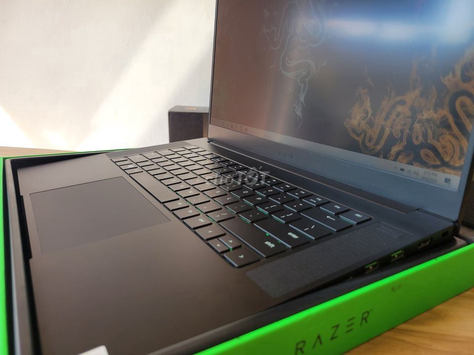 Razer blade 15 i7-10750H/16/512/2060 vram6GB