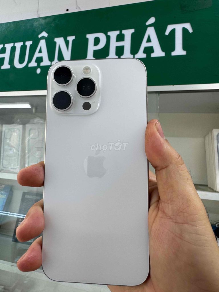 iPhone 16 Pro Max 256GB Bạc 99% Q.tế. Mua bán Điện thoại tại Quận Bình Tân Tp Hồ Chí Minh được đăng bởi Thuận Phát Store hình 1
