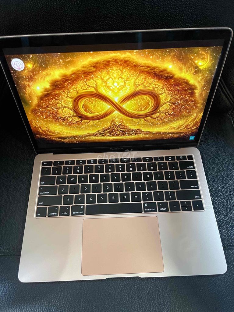 Apple Macbook Air 2018 8GB/128GB Vàng hồng. Mua bán Laptop tại Quận 12 Tp Hồ Chí Minh được đăng bởi kim chi hình 1