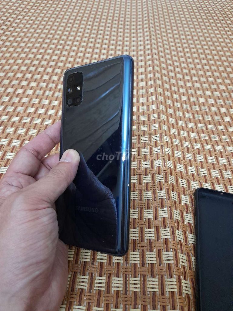 Samsung Galaxy M51 Đen Đã sử dụng. Mua bán Điện thoại tại Quận Hoàng Mai Hà Nội được đăng bởi Jan Choy hình 1