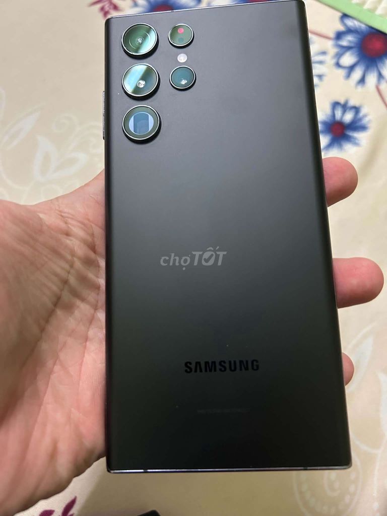 Samsung Galaxy S22 Ultra 128GB Đen . Mua bán Điện thoại tại Quận 12 Tp Hồ Chí Minh được đăng bởi Dư Tuấn Phúc hình 1