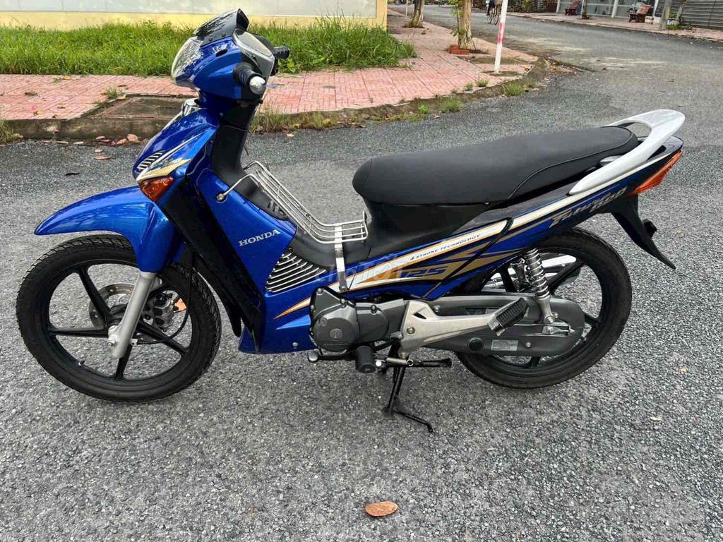 xe dọn mới. Mua bán Xe máy tại Huyện Long Hồ Vĩnh Long được đăng bởi luận luận hình 2