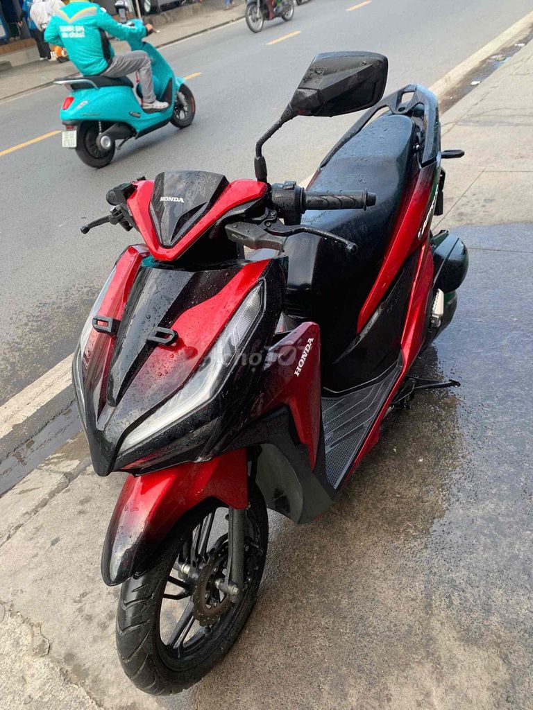 Honda Vario 150 2020 Черный, Красный 200 км
