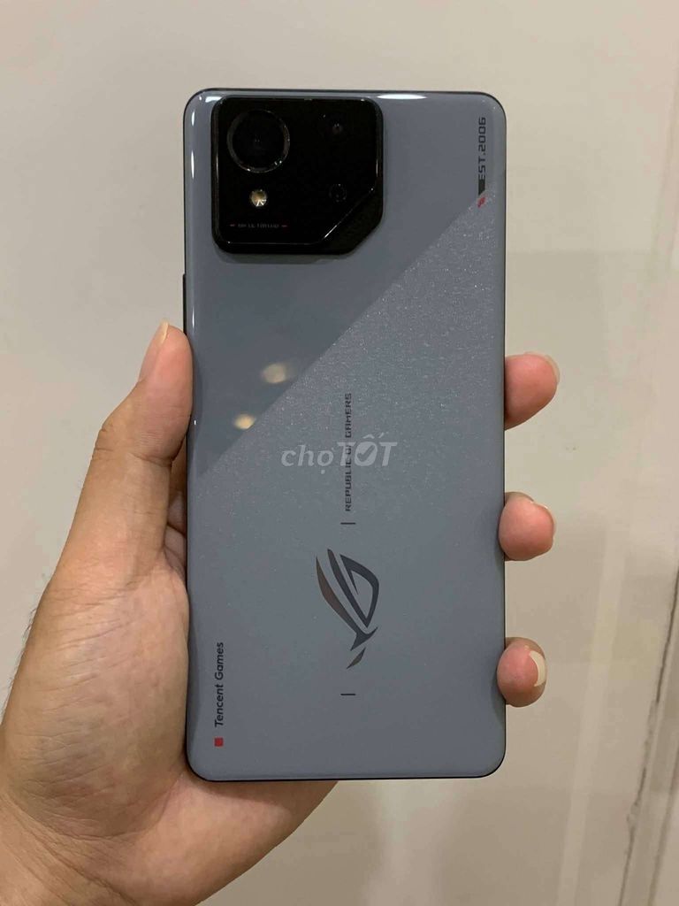 ROG Phone 8 16GB/256GB Giao Lưu Lên. Mua bán Điện thoại tại Thành phố Thủ Đức Tp Hồ Chí Minh được đăng bởi Acoustic hình 1