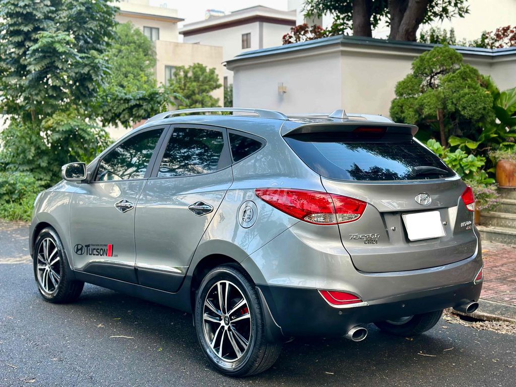 Hyundai Tucson 2009 2.0 AT CRDi - 85000 km. Mua bán Ô tô tại Quận Cẩm Lệ Đà Nẵng được đăng bởi Đức Thịnh hình 6