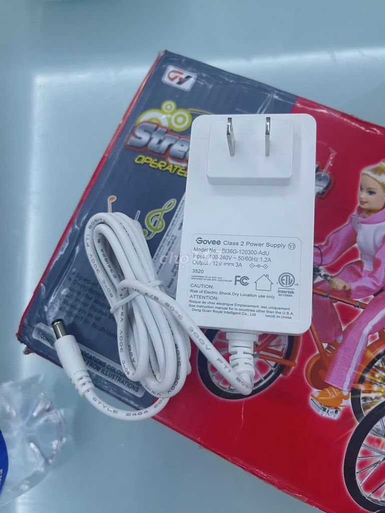 12V3A Trắng TO Zin 100% cực xịn nặng gần 200gr. Mua bán Phụ kiện (Màn hình, Chuột...) tại Quận Thanh Khê Đà Nẵng được đăng bởi  LAPTOP pc  hình 1