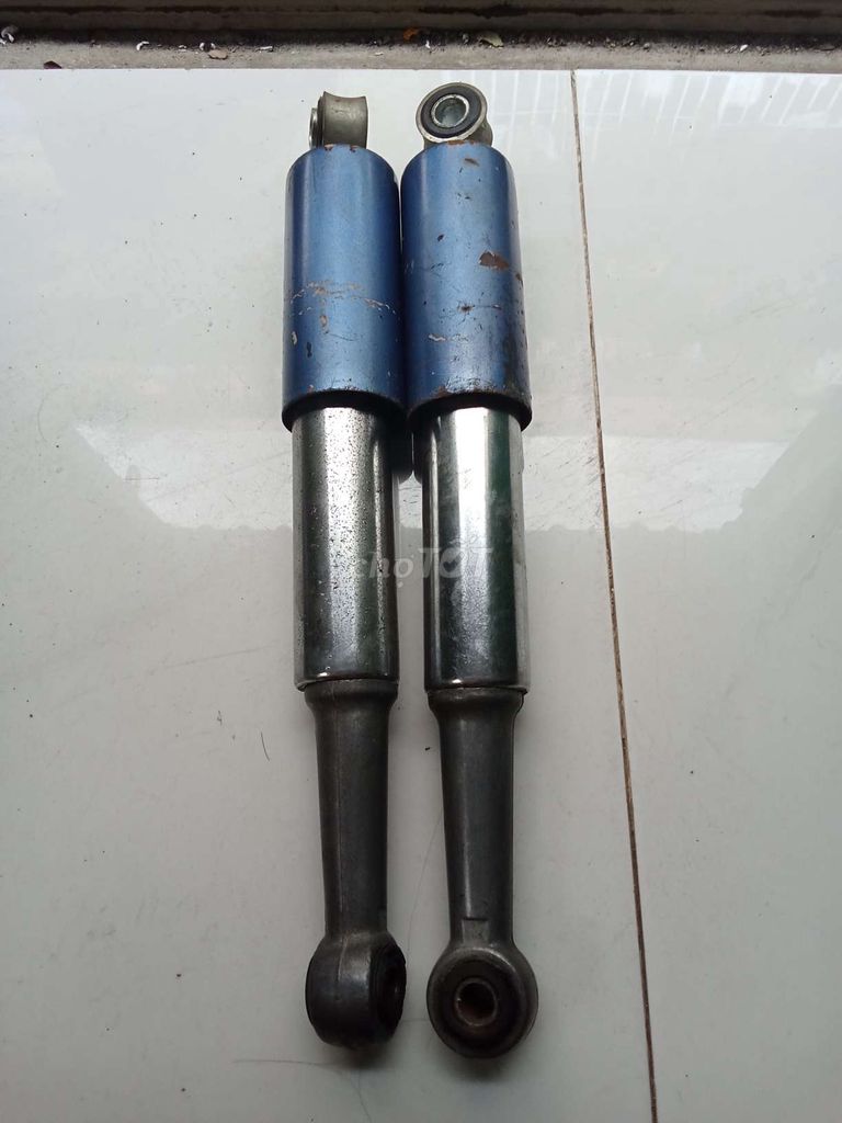 Phuộc sau Cub 82 zin nhật. Mua bán Phụ tùng xe tại Quận Bình Thạnh Tp Hồ Chí Minh được đăng bởi A Hùng hình 1