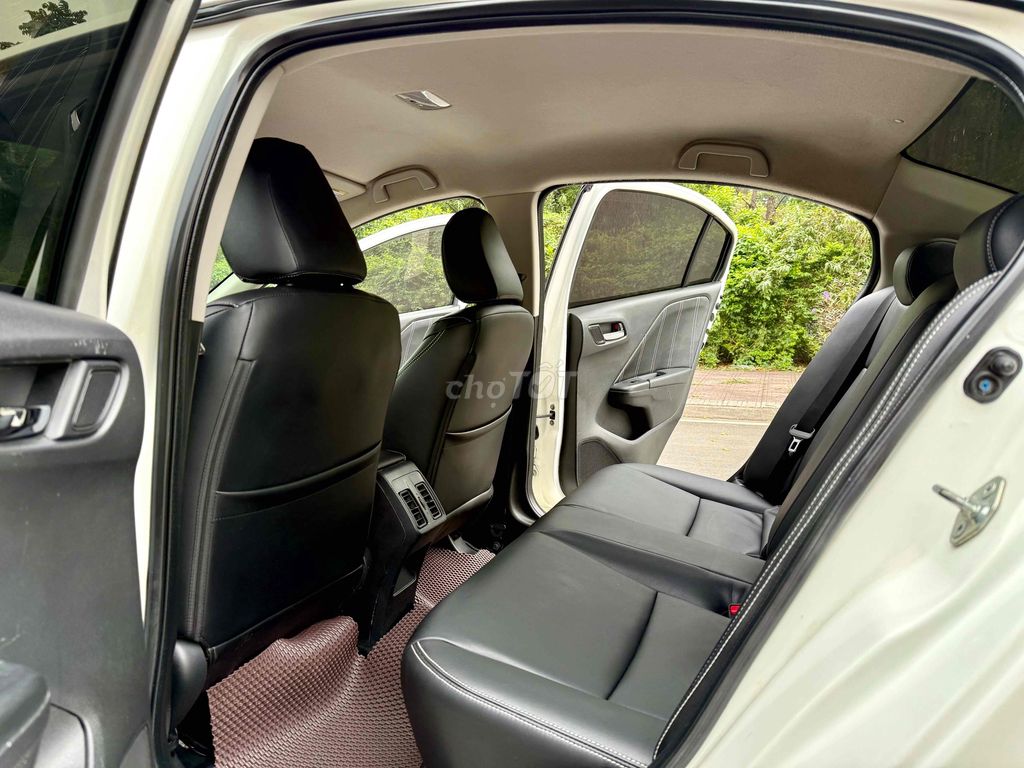 Honda City 2014 1.5 CVT - 110000 km. Mua bán Ô tô tại Quận Long Biên Hà Nội được đăng bởi Thế Anh hình 15