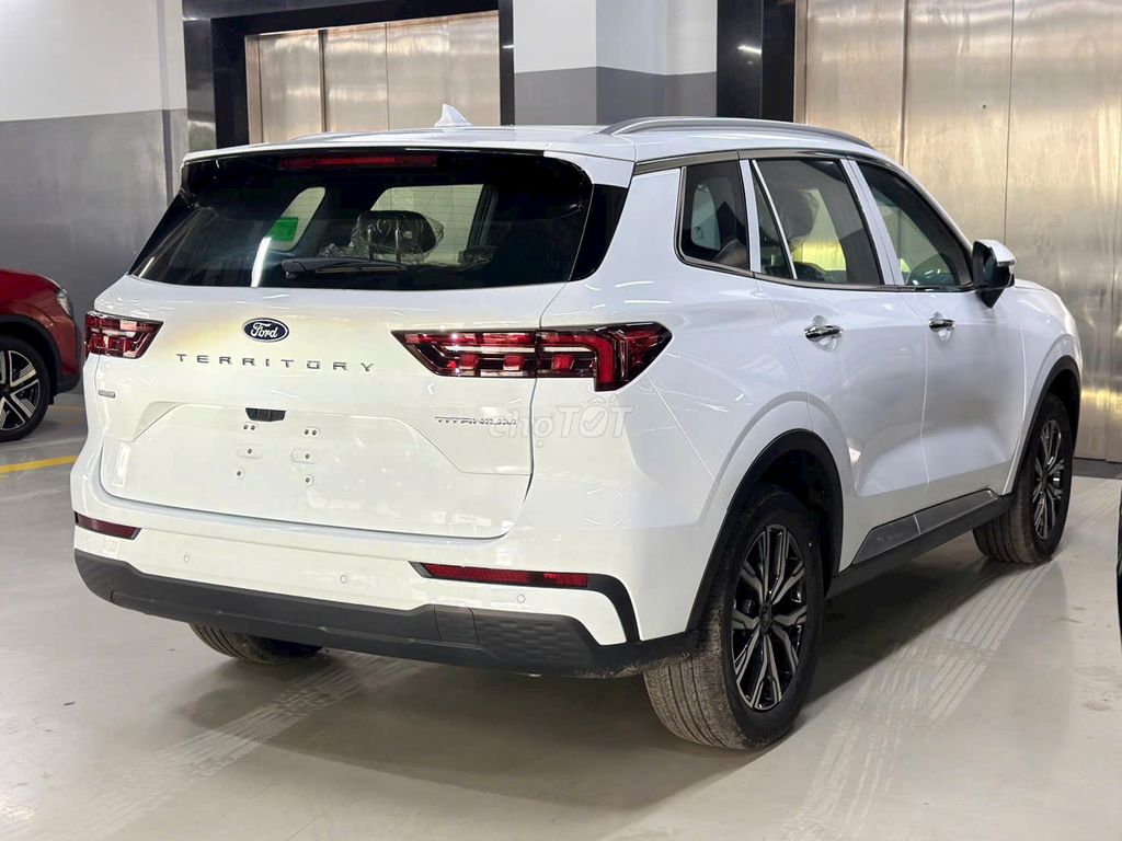 Ford Territory 2025 Titanium 1.5 AT - 1 km. Mua bán Ô tô tại Huyện Hòa Vang Đà Nẵng được đăng bởi Thảo Duyên Ford hình 3