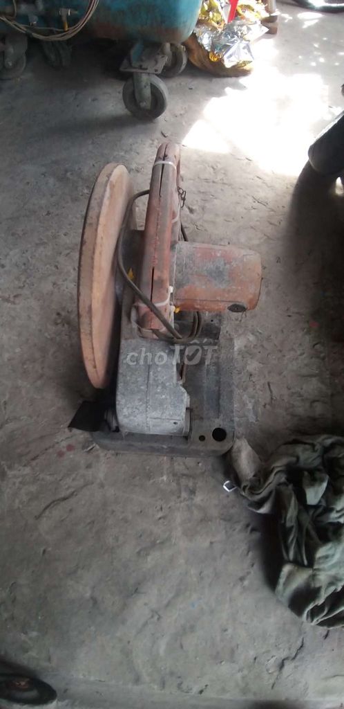 Máy cắt sắt bàn Maktec còn rất tốt. Mua bán Đồ chuyên dụng, Giống nuôi trồng tại Thị xã Tân Châu An Giang được đăng bởi  Hoang lanh hình 1