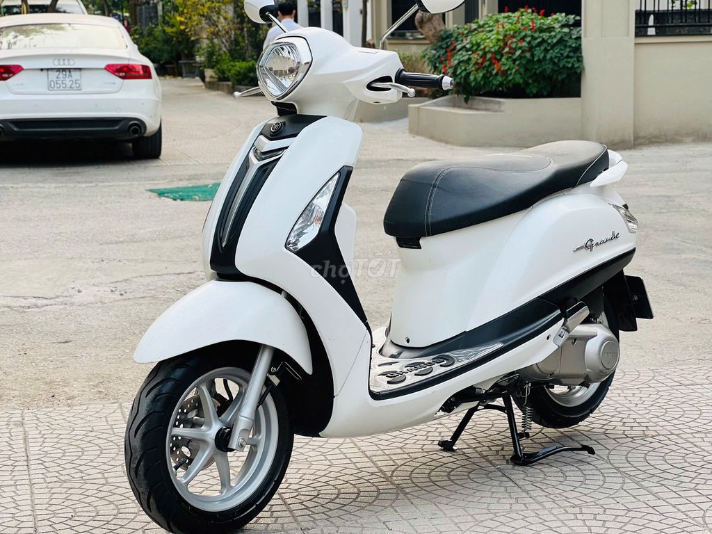 YAMAHA GRANDER TRẮNG XE ZIN ĐẸP BAO SANG TÊN. Mua bán Xe máy tại Quận Cầu Giấy Hà Nội được đăng bởi A Nam hình 5