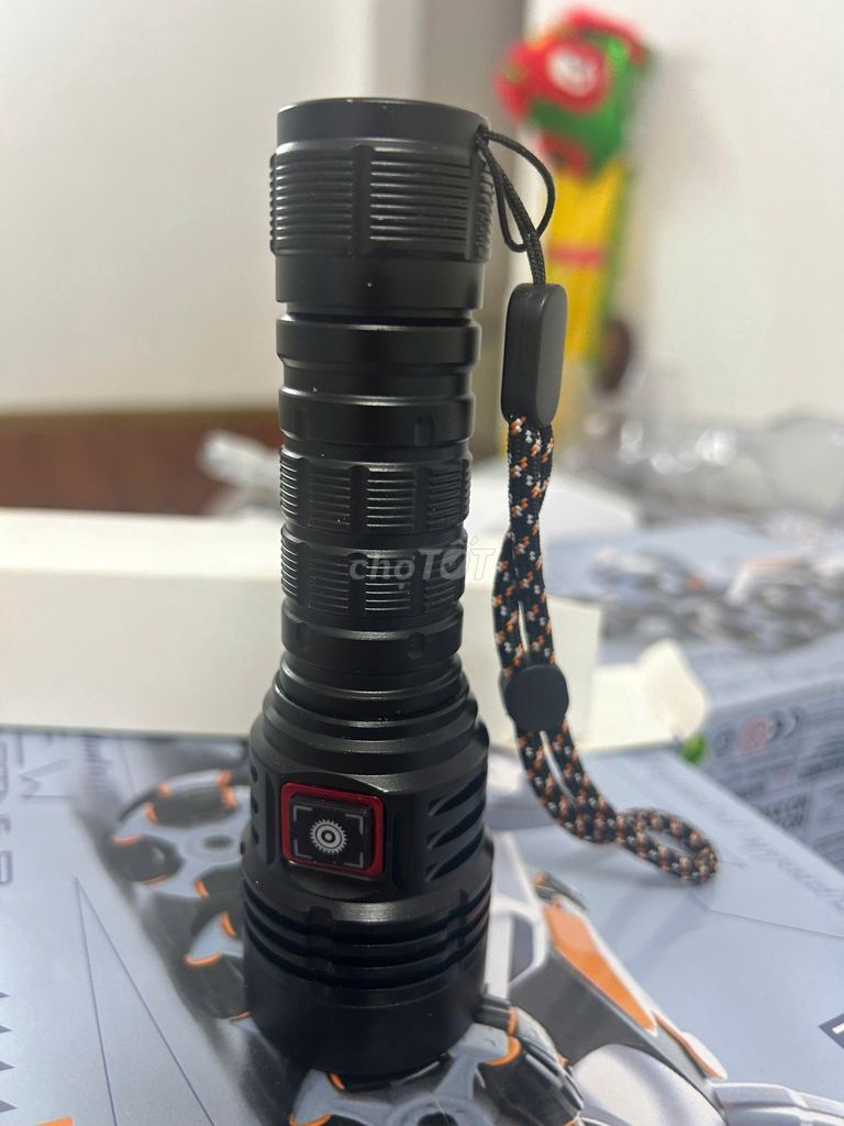 Đèn pin BT43. Mua bán Đèn tại Quận Ngũ Hành Sơn Đà Nẵng được đăng bởi Review Có Tâm hình 1
