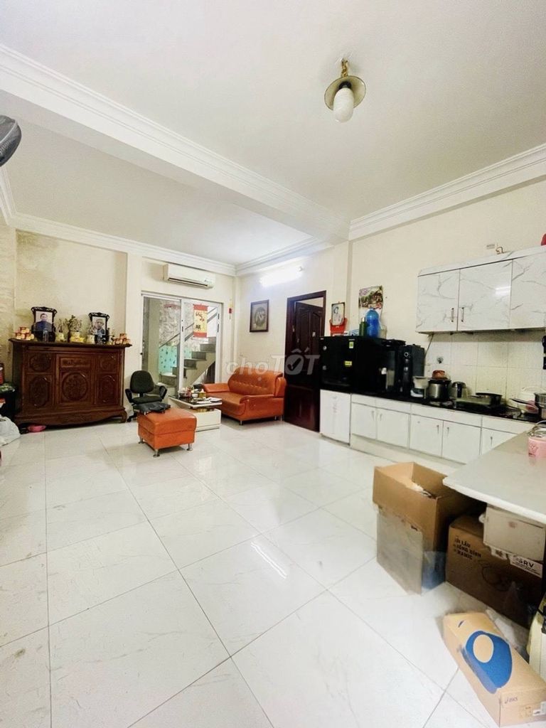Bán nhà Hà Đông, 70m2, dân xây, gần Sở Tư Pháp, hơn 6 tỷ