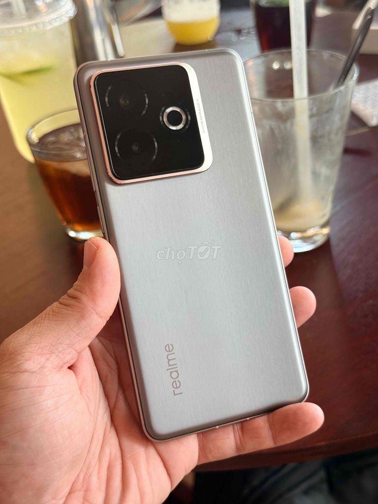 Realme GT7 Pro Racing Edition 256GB Xám. Mua bán Điện thoại tại Thành phố Buôn Ma Thuột Đắk Lắk được đăng bởi Lê Hiếu 94 hình 1