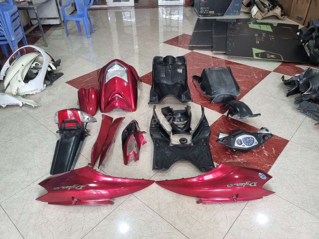 Dàn áo yamaha cygnus (dylan con)tặng đèn & đồng hồ. Mua bán Phụ tùng xe tại Huyện Nhơn Trạch Đồng Nai được đăng bởi Vlap Fam hình 2