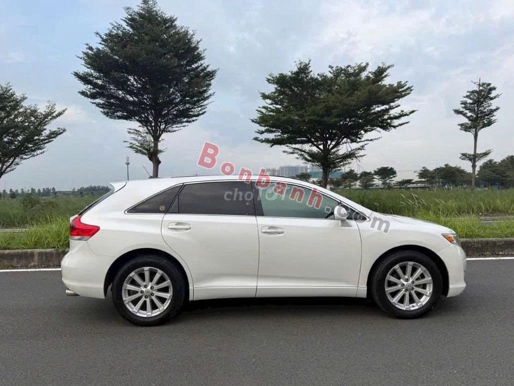 Toyota Venza 2.7 2009 - 485 Triệu. Mua bán Ô tô tại Thành phố Thủ Dầu Một Bình Dương được đăng bởi Quân Trần hình 1