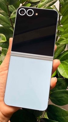 MC Samsung Galaxy Z Flip6 256GB Xanh