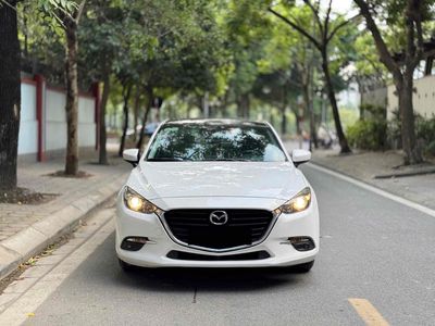 Mazda 3 2017 FaceLift màu trắng 1 chủ đẹp căng