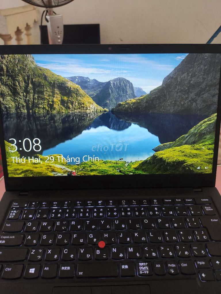 Lenovo ThinkPad X1 Carbon Gen 8 i5. Mua bán Laptop tại Quận Bắc Từ Liêm Hà Nội được đăng bởi Lương Xuân Trường hình 1