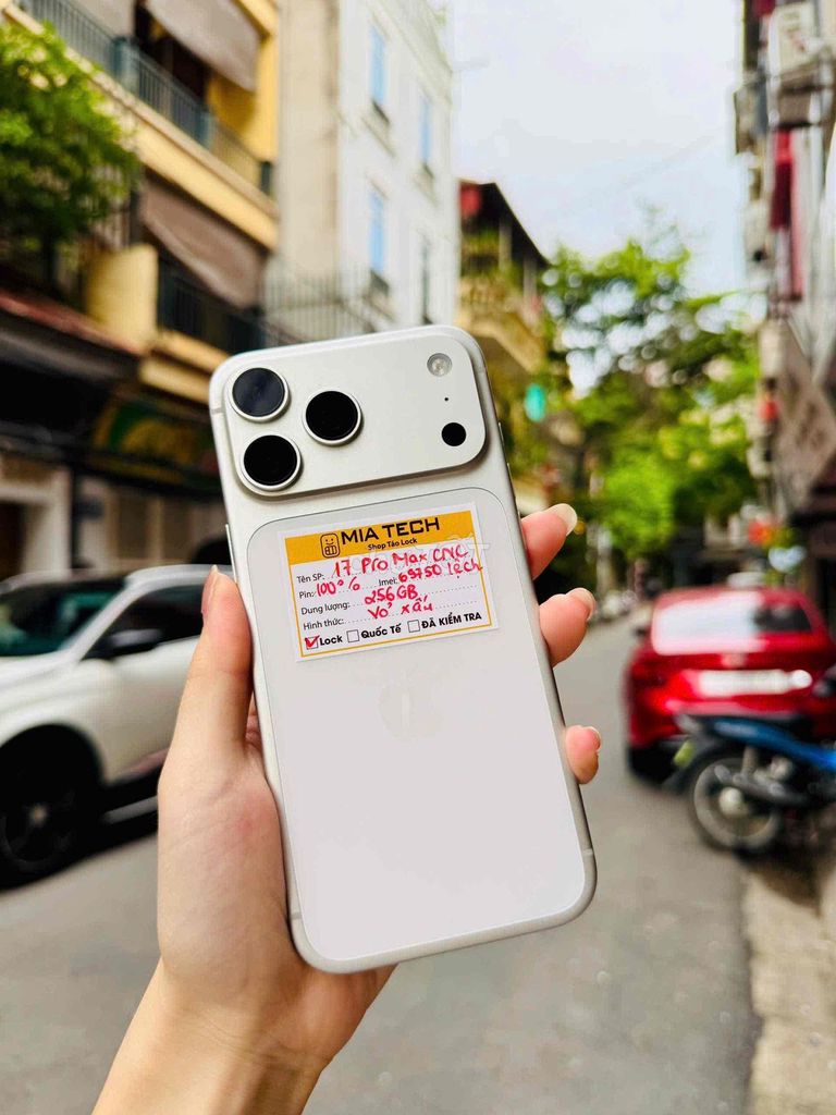 Apple iPhone 17 Pro Max Lock 256GB Xấu. Mua bán Điện thoại tại Quận Ba Đình Hà Nội được đăng bởi Huy Trần hình 1