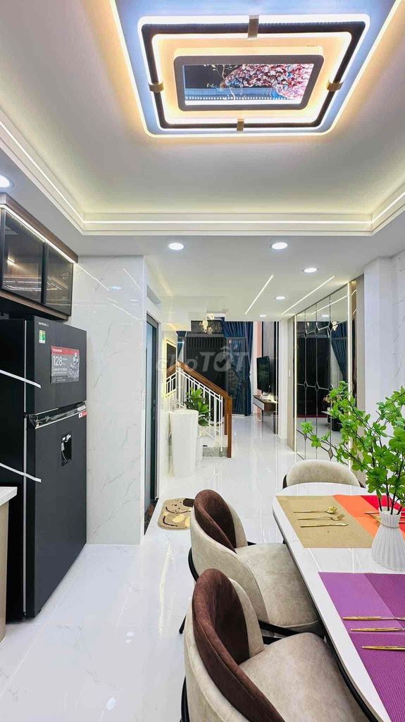 TÔI KẸT VỐN BÁN NHÀ MT HUỲNH KHƯƠNG NINH, Q1 - GIÁ 6 TỶ 550 / 56M2