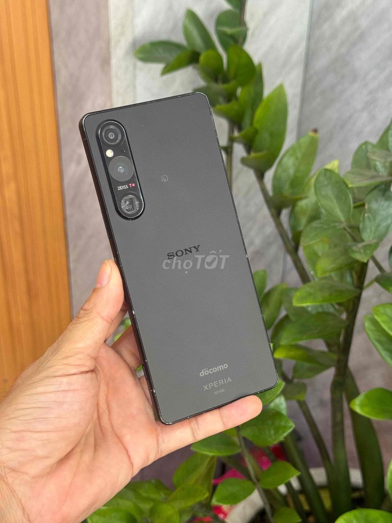 Sony Xperia 1 V 256GB Đen - Cũ Trầy Lưu - Thanh Lý. Mua bán Điện thoại tại Quận Gò Vấp Tp Hồ Chí Minh được đăng bởi Toto Mobile hình 1