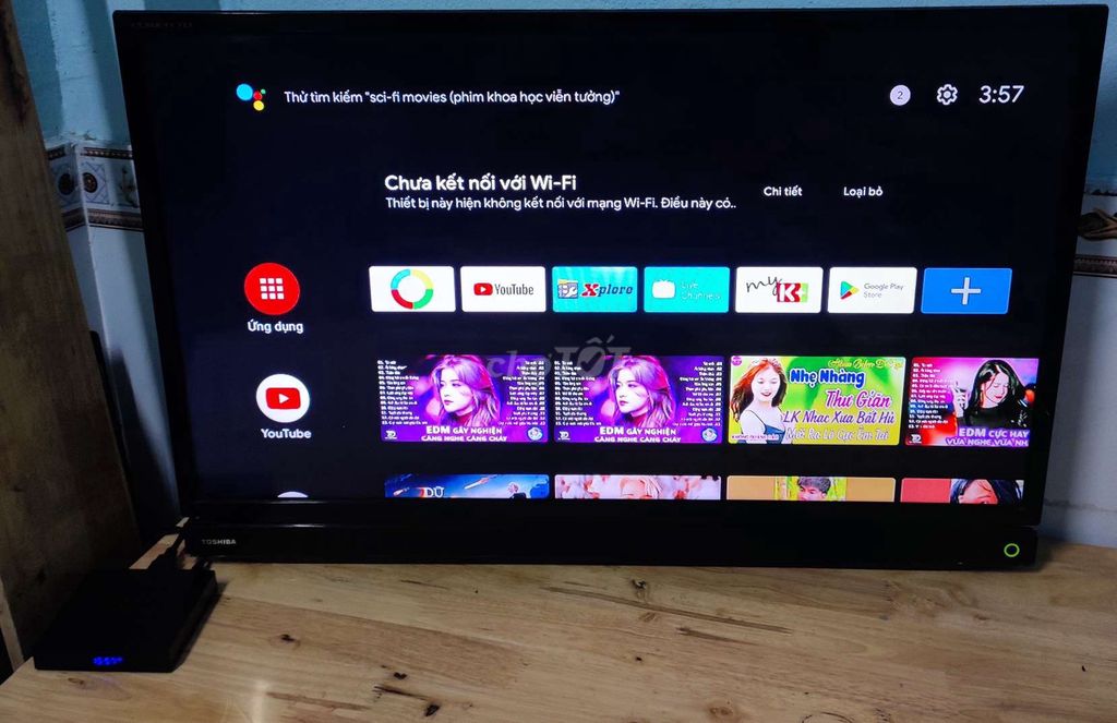 TiVi Toshiba 32in Box Android
