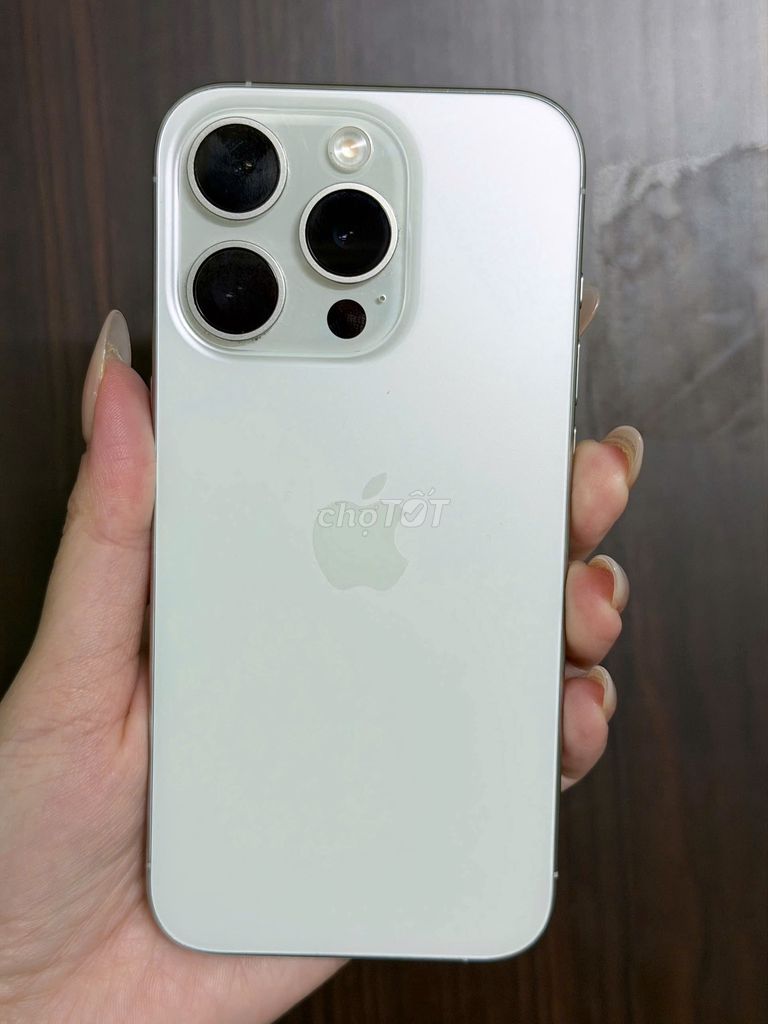 iPhone 15 Pro 256Gb Qte hàn 2 sim vật lý. Mua bán Điện thoại tại Quận 8 Tp Hồ Chí Minh được đăng bởi BÉ ÚT hình 1