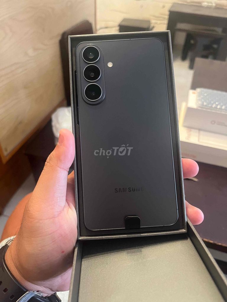 Samsung Galaxy S26 Plus 256GB Đen Mới. Mua bán Điện thoại tại Quận 8 Tp Hồ Chí Minh được đăng bởi Mua Bán Điện Thoại  hình 1