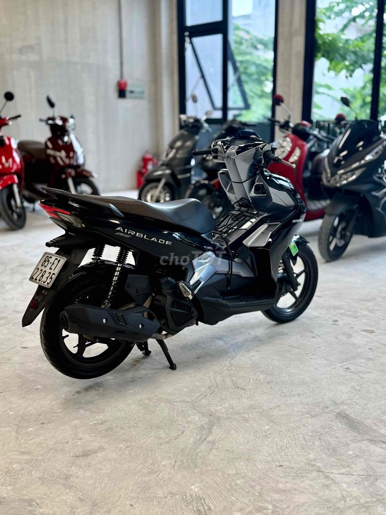 Cần bán Honda Air Blade 150 giá tốt. Mua bán Xe máy tại Thành phố Thủ Đức Tp Hồ Chí Minh được đăng bởi iMotorbike Khang hình 5