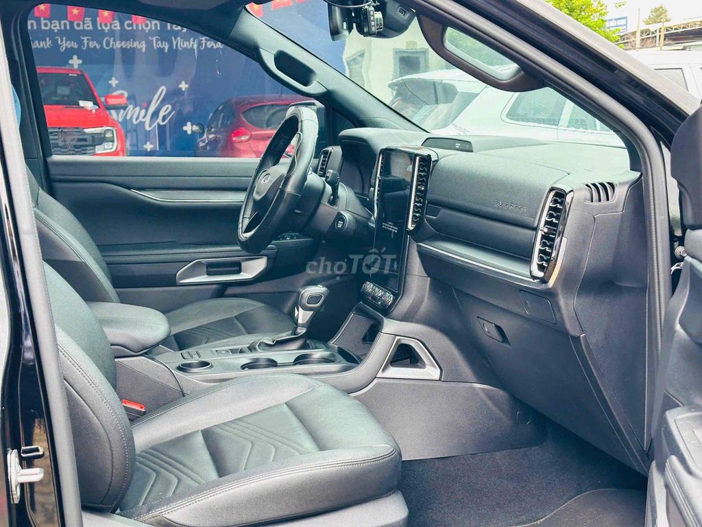 Ford Everest 2022 Màu Đen. Mua bán Ô tô tại Huyện Hòa Thành Tây Ninh được đăng bởi Kim Định hình 7