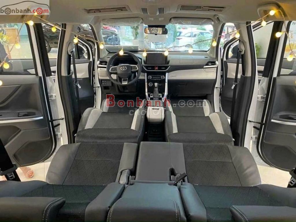 Toyota Veloz Cross Top 1.5 CVT 2025 - 562 Triệu. Mua bán Ô tô tại Quận Thanh Xuân Hà Nội được đăng bởi Cẩm Tú Toyota  hình 4