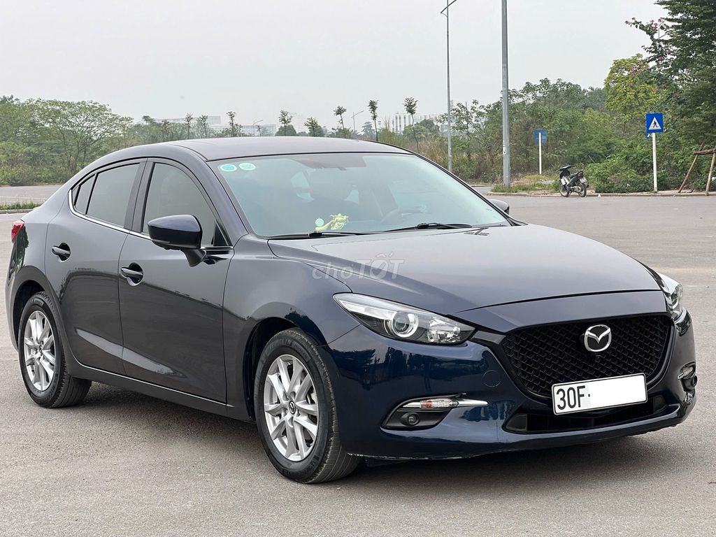 Mazda 3 Facelit, 2017 1.5 AT Sedan. Rất Mới. Mua bán Ô tô tại Quận Long Biên Hà Nội được đăng bởi Phạm Ngọc Lâm hình 1