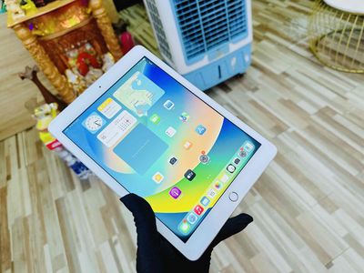 iPad Gen 5 32G Wifi màu vàng pin new 100%
