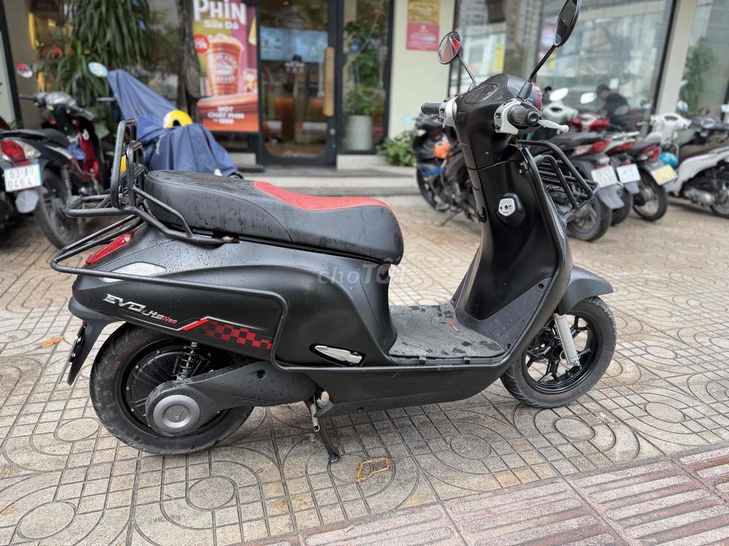 Электроскутер VinFast Evo Neo, хошиминские номера, я хозяин