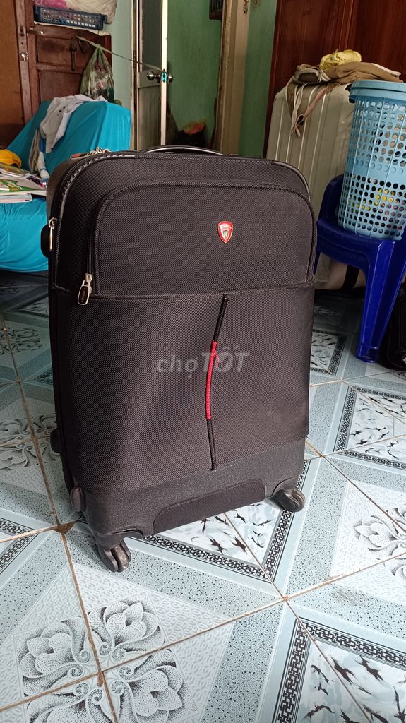 Vali Nhập Vải Khoảng 24 Lít