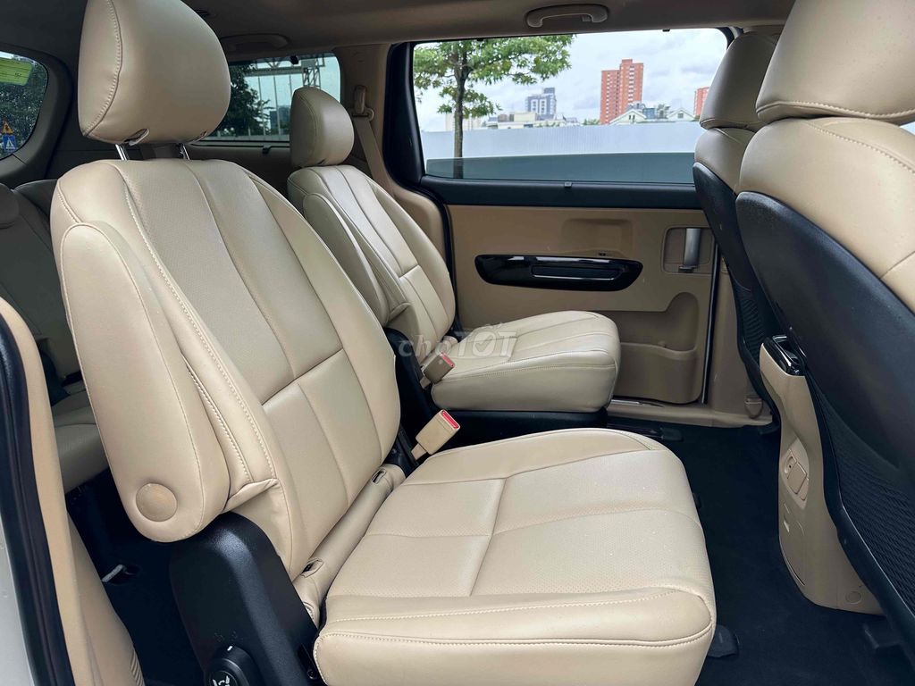 KIA Sedona 2019 2.2D Platinum Full Dầu 1 Chủ 8 Vạn. Mua bán Ô tô tại Quận Cầu Giấy Hà Nội được đăng bởi Vũ Kiên hình 12