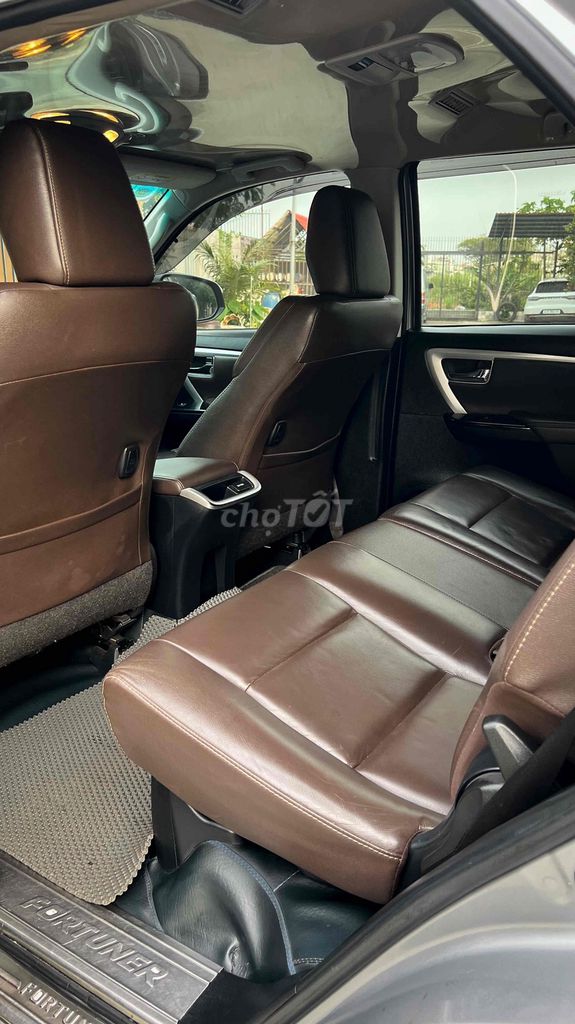 Toyota Fortuner 2017 2.7V AT 1 cầu. Mua bán Ô tô tại Thành phố Thuận An Bình Dương được đăng bởi Quang Huy hình 10