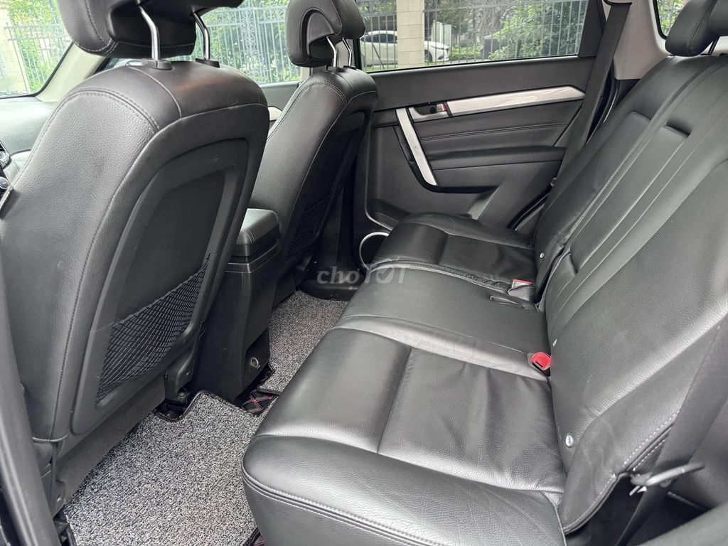 Chevrolet Captiva Revv 2016 LTZ 93000 km Đen. Mua bán Ô tô tại Quận 12 Tp Hồ Chí Minh được đăng bởi Xuân Trường hình 8