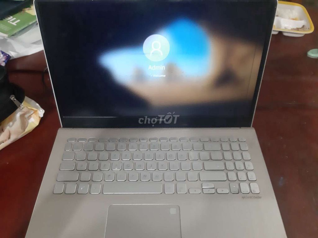 Asus Vivobook X530FA 8GB Bạc. Mua bán Laptop tại Huyện Lạc Thủy Hòa Bình được đăng bởi Amongusimposterboomb hình 1