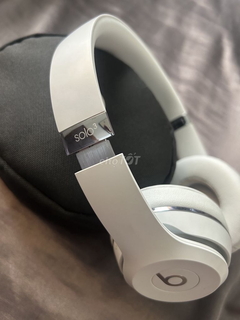 Tai nghe Beats Solo 3 Trắng. Mua bán Tivi, Âm thanh tại Quận Tân Phú Tp Hồ Chí Minh được đăng bởi nguyên khôi hình 1