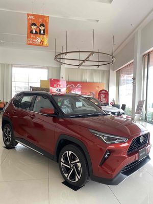 YARIS CROSS 2026 MÁY XĂNG - GIAO NGAY CAM NÓC ĐEN